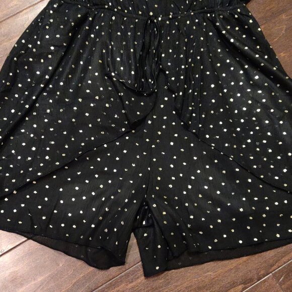 Black and Gold Faux Wrap Pull On Romper With Bell Sleeves SIZE LARGE - Picture 4 of 6